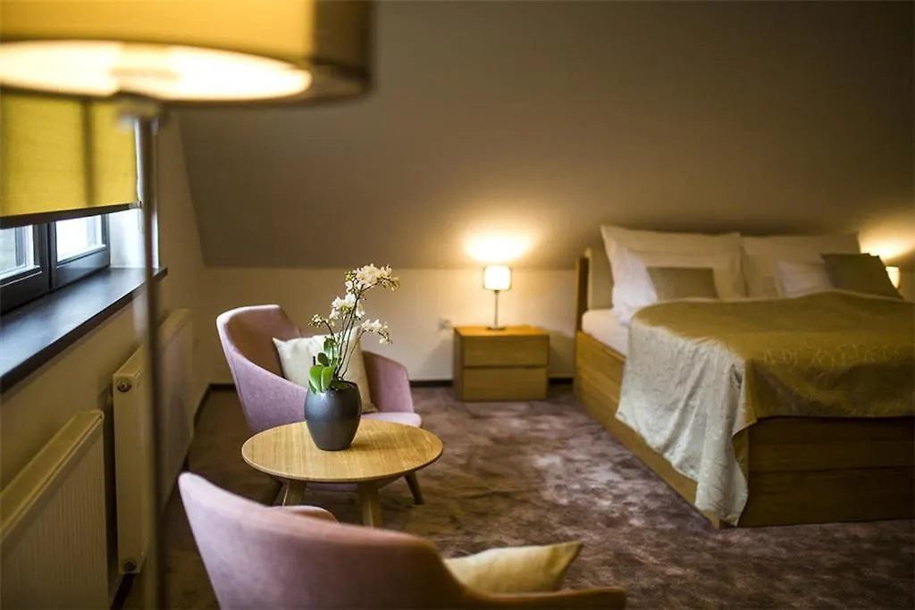 Penzion Na Sklepich Chrudim Guest house